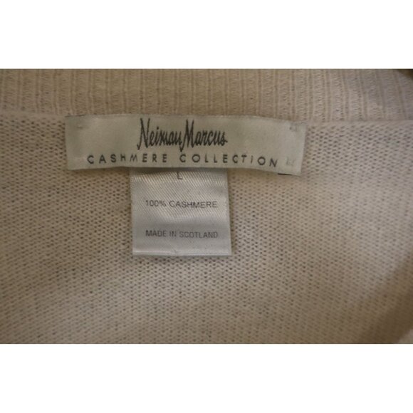 Neiman Marcus Cashmere Collection Women's Beige Button-Up Cardigan Sweater Size - Picture 3 of 10